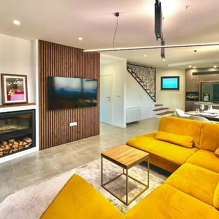 Stunning In With House Sea View Holiday home *