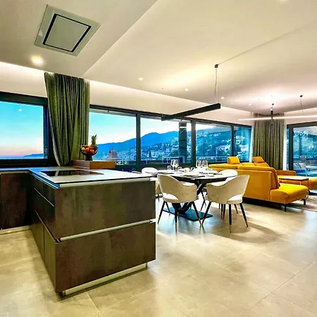Stunning In With House Sea View Holiday home *
