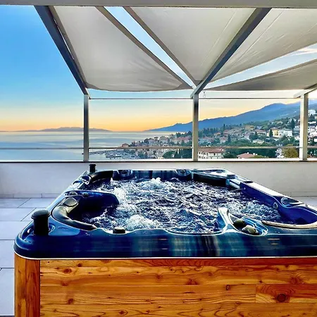 Stunning In With House Sea View Holiday home *