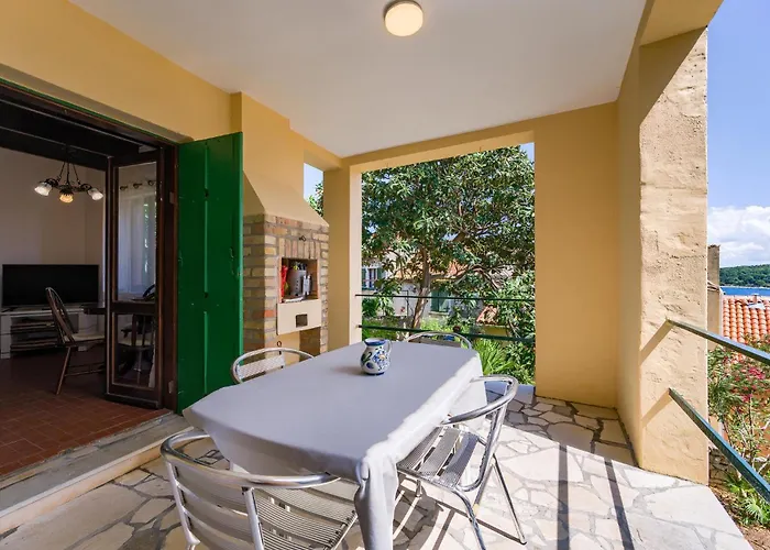 Stunning In With House Sea View 度假居 罗维尼